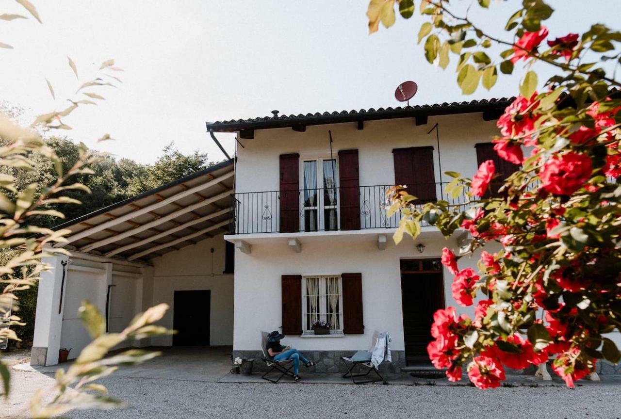 Вілла La Quiete Del Roero - Casa Vacanze Nel Verde Monticello d'Alba Екстер'єр фото